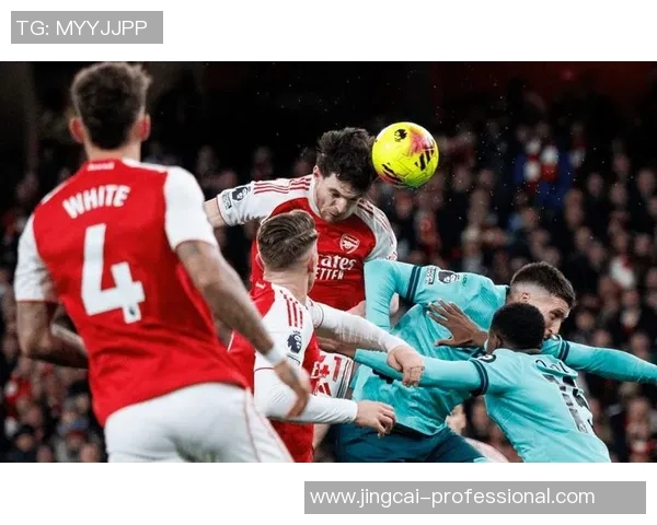 中超精彩对决AC米兰大胜阿森纳乌龙球引发全场狂欢与转会传闻