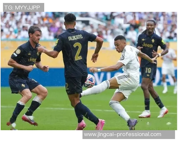 友谊赛精彩回顾皇马与曼城激战成平局点球大战引发全场热潮 友谊赛精彩回顾皇马与曼城激战成平局点球大战引发全场热潮