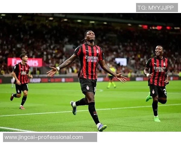 意甲精彩对决AC米兰大胜本菲卡补时进球点燃全场激情战术解析