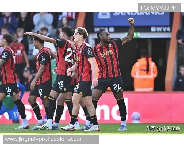 英超激战:本菲卡与AC米兰互交白卷全场沸腾点评引发热议 英超激战:本菲卡与AC米兰互交白卷全场沸腾点评引发热议